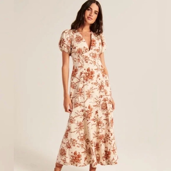 Abercrombie & Fitch Dresses & Skirts - Abercrombie & Fitch Cream Maxi Dress with Brown Floral Print